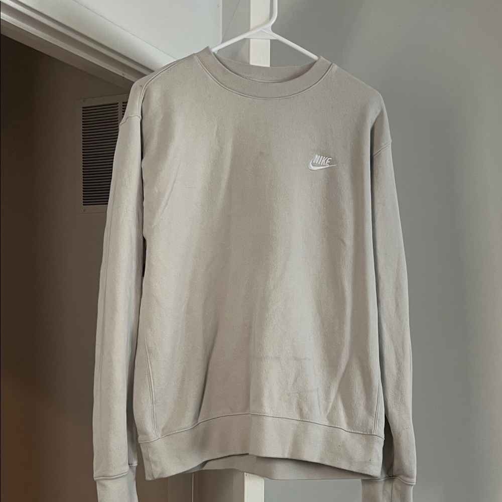 Nike Men's Cream Crewneck Sweater